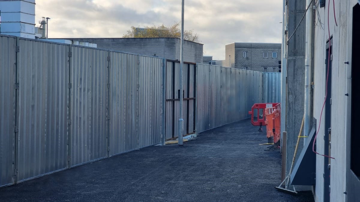 steel hoarding