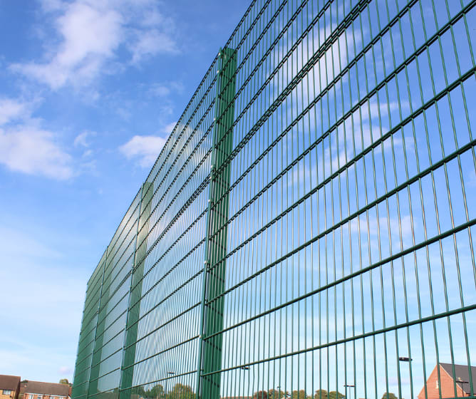 Mesh fencing