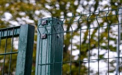 Mesh Fencing Posts & Accessories