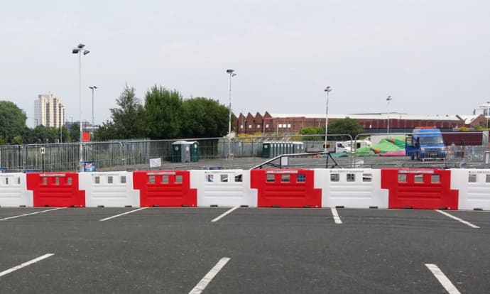 First Facts: Water-Filled Plastic Barriers