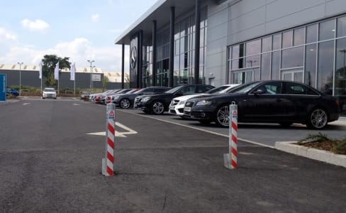 Retractable Bollards