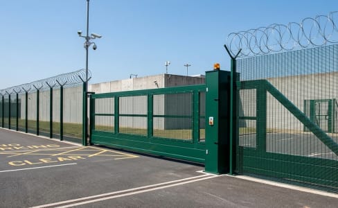 LPS 1175 SR1 & SR2 High Security Automatic Cantilever Gates