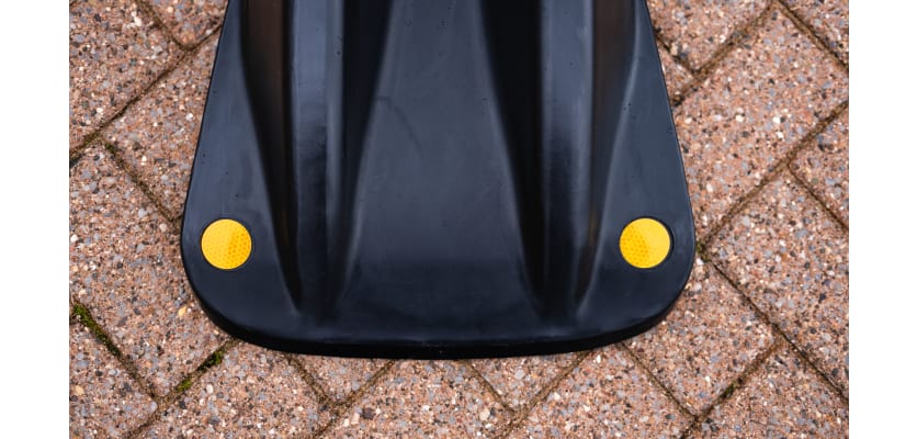 Black Armco Fishtail Safety End with Hi-Vis Reflectors