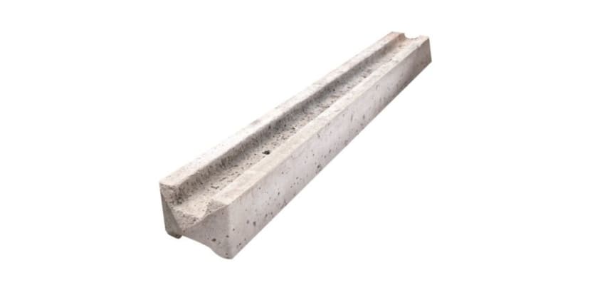 9 feet long slotted concrete fence post 