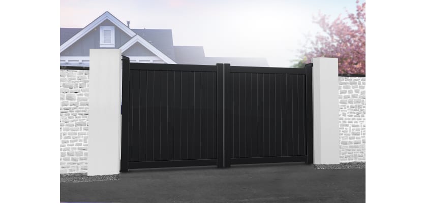 Black 4.0m Wide Aluminium Double Swing Driveway Gate With Vertical Infill
