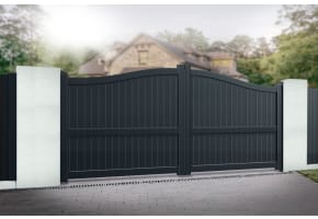3.25m Wide Aluminium Double Swing Driveway Gate With Vertical Infill And Bell-Curved Top
