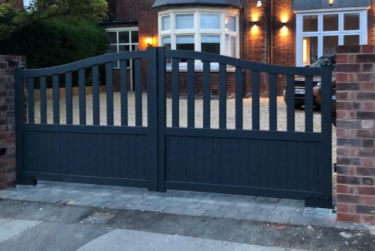 Ready Made Gates Aluminium Double Swing Driveway Gate 3.75m