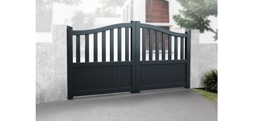 Black 4.0m Wide Aluminium Double Swing Driveway Gate With Larger Partial Privacy Section