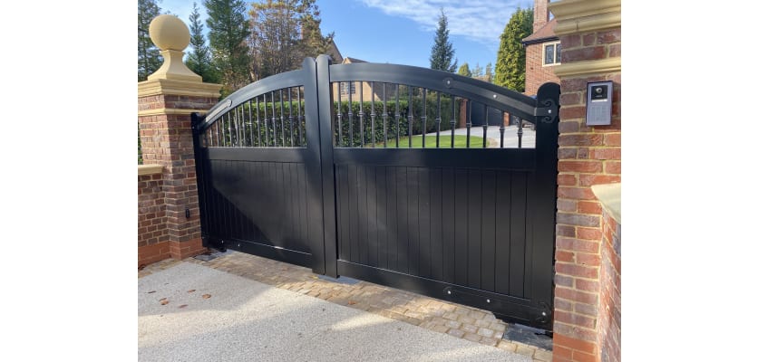 4.25m Wide Aluminium Double Swing Driveway Gate In Black Executive Style With Partial Privacy