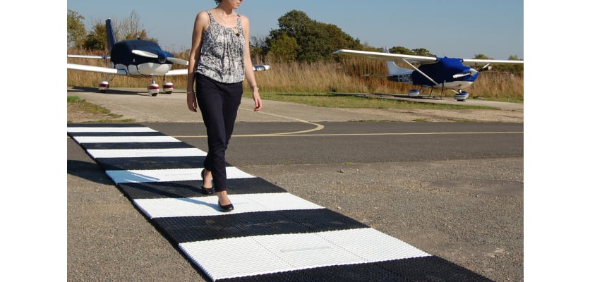 Oxford ClearPath Mat Black Versatile Outdoor Use