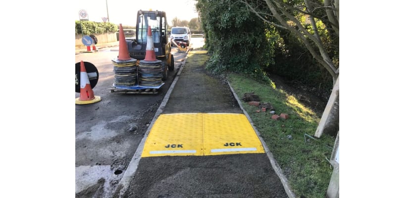 TrenchGuard 1400mm x 800mm durable ground protection solution