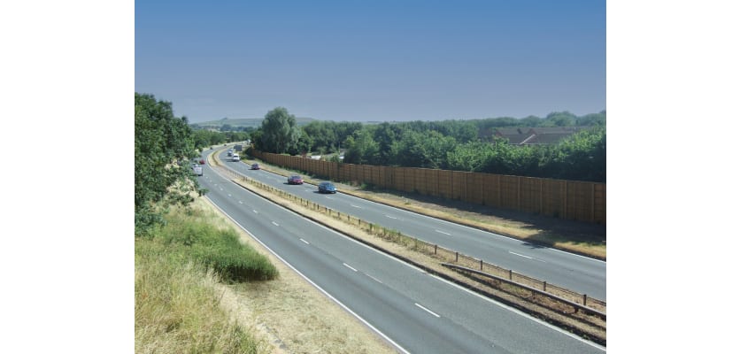 1.8m EchoReflect Reflective Acoustic Fencing Kit installed at the side of dual carriageway 