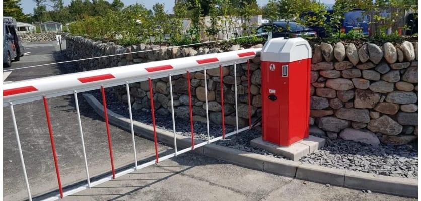 LUX Automatic Raise Arm Car Park Barrier