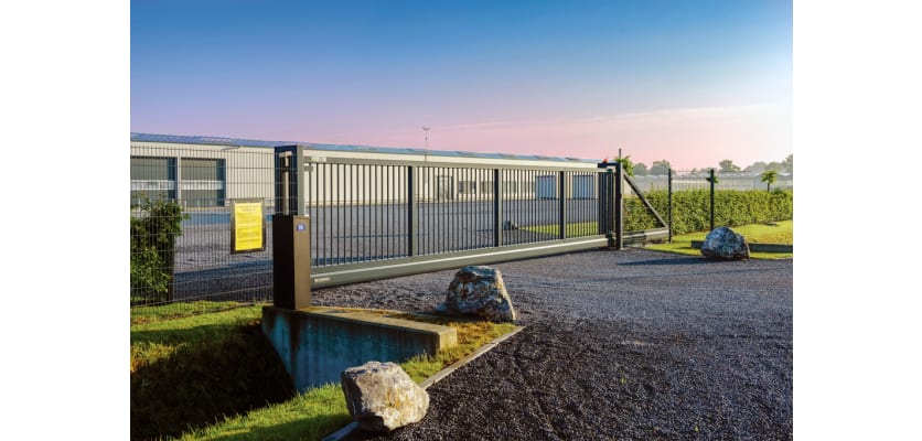 An FFL 95 Manual Cantilever Gate Securing an Industral site 
