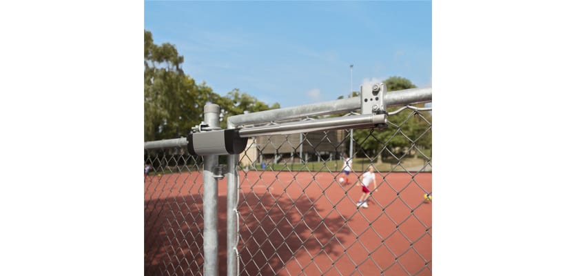 Locinox Samson 2 Hydraulic Gate Closer attached to a mesh Gate 