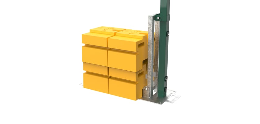 Close up of the 3.0m high RapidShield End post and Ballast Block - Green Finish