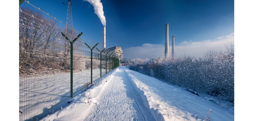 Y Shaped Barbed Wire Bracket for mesh fencing with Barbed Wire in the snow