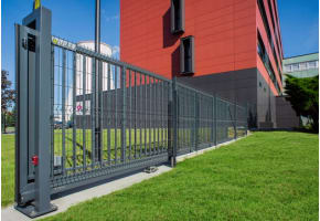 FFL 130 Automated Mesh Cantilever Gate 6.0m - 7.5m Wide