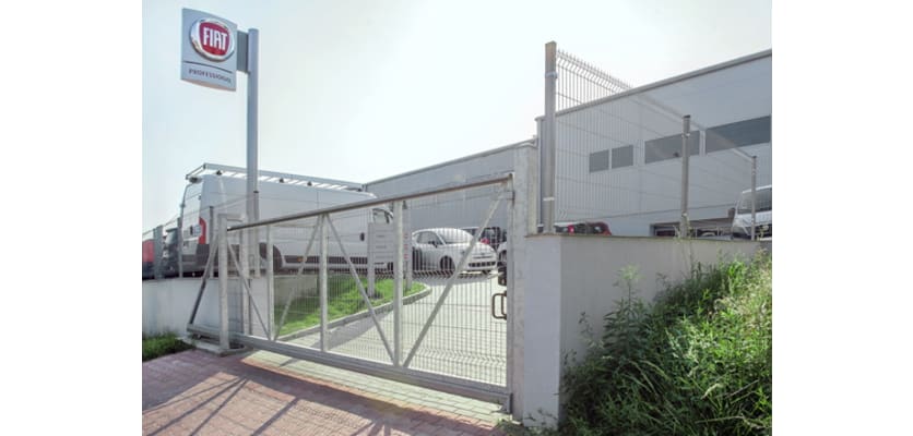 FFL 130 Manual Mesh Cantilever Gate 6.0m - 7.5m