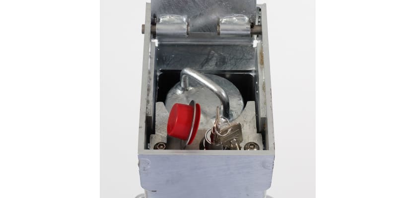 Close up of top of bollard with keys