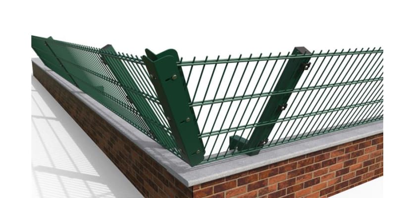 A 0.6m High 60 Degree Crank Wall Mounted 868 Mesh Corner Post