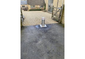 Benito H6006 Stainless Steel Automatic Telescopic Hydraulic Bollard Kit