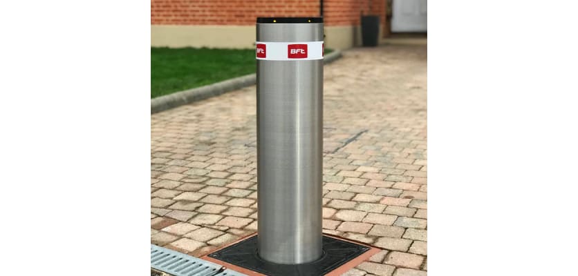An Installed Stainless Steel BFT Stoppy B 700 Automatic Bollard 