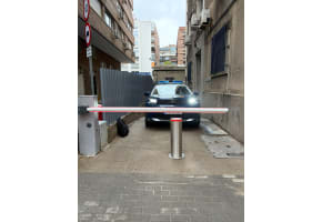 Benito H2208H75L - Semi-Automatic Bollard with LED Crown- 220mm x 750mm