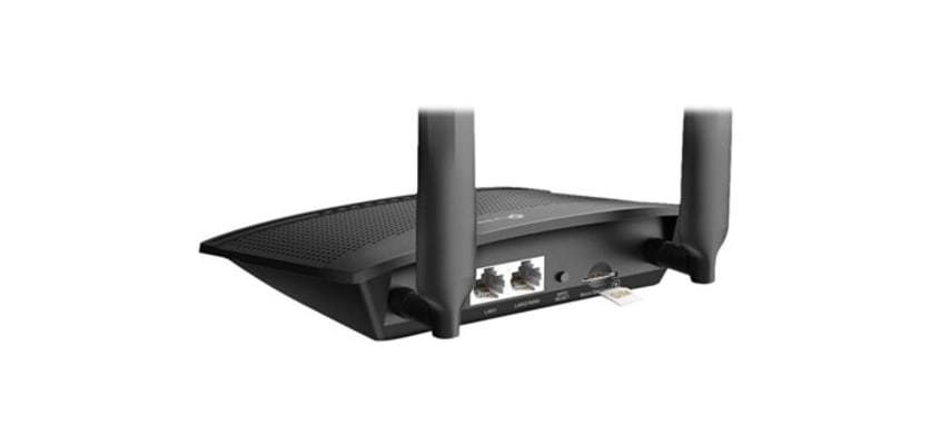 Back of the TP-Link TL-MR100 300Mbps Wireless 4G LTE Router